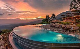 Dream Cliff Mountain Resort